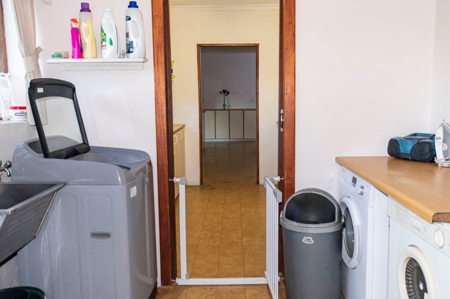 4 Bedroom Property for Sale in Theescombe Eastern Cape